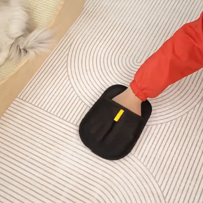 ラグの上で使っているところ